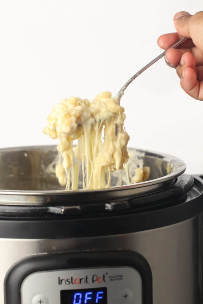 Instant Pot Macaroni and Cheese on  a fork
