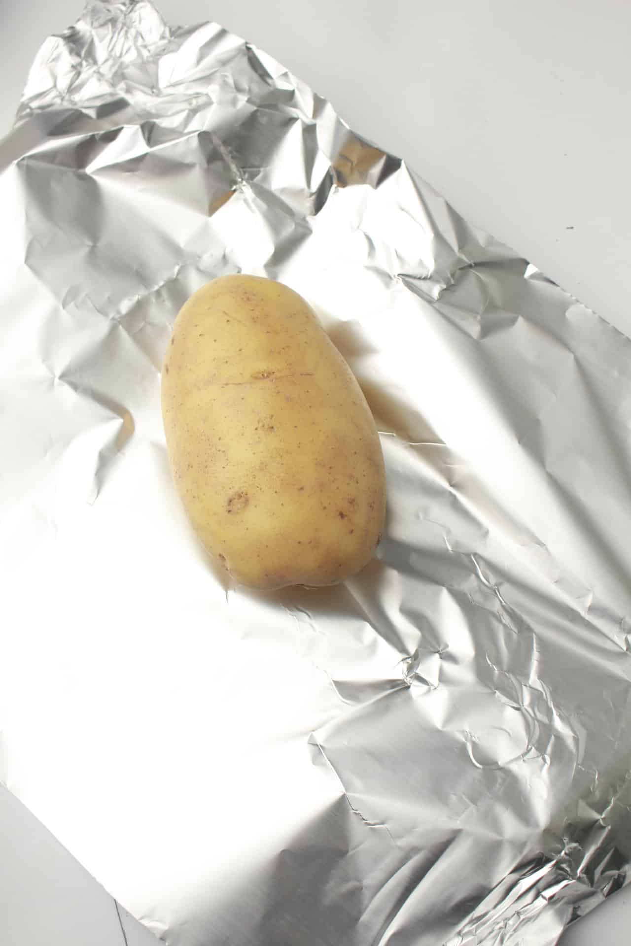How long to bake potatoes at 375 in foil