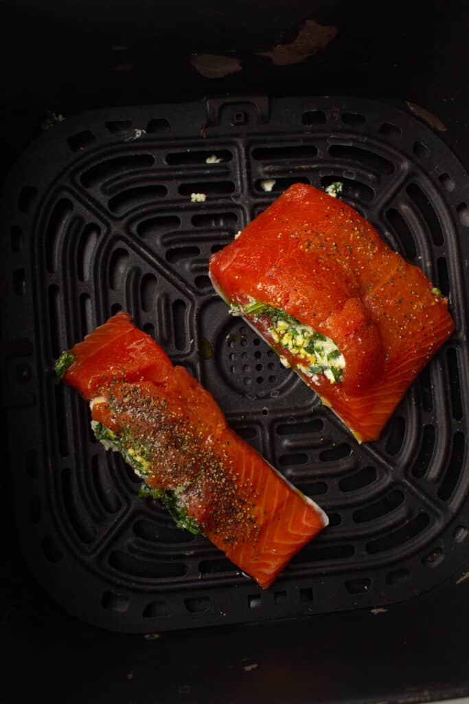 Feta stuffed salmon raw ready top be cooked in the air fryer 