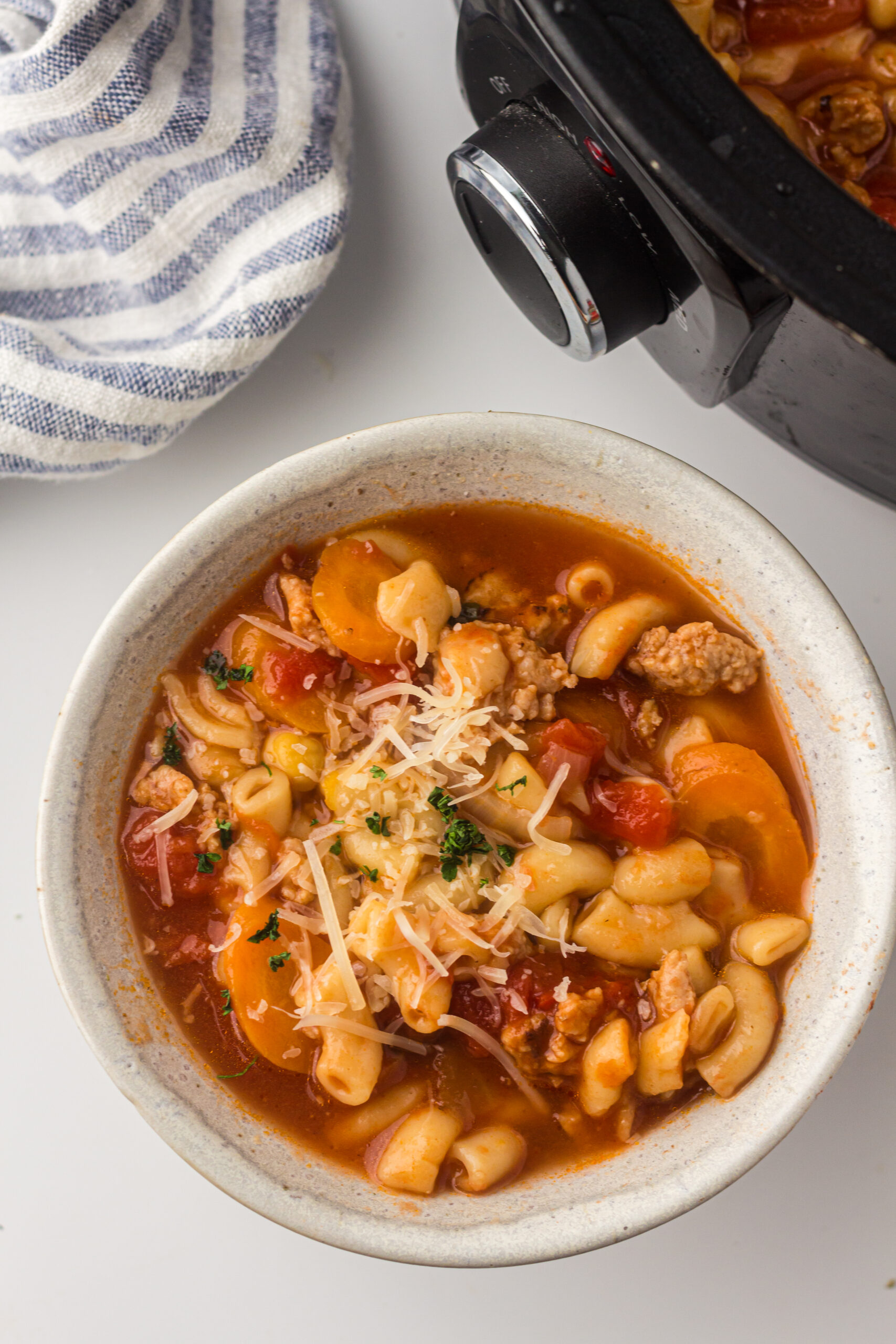 Slow Cooker Minestrone Soup