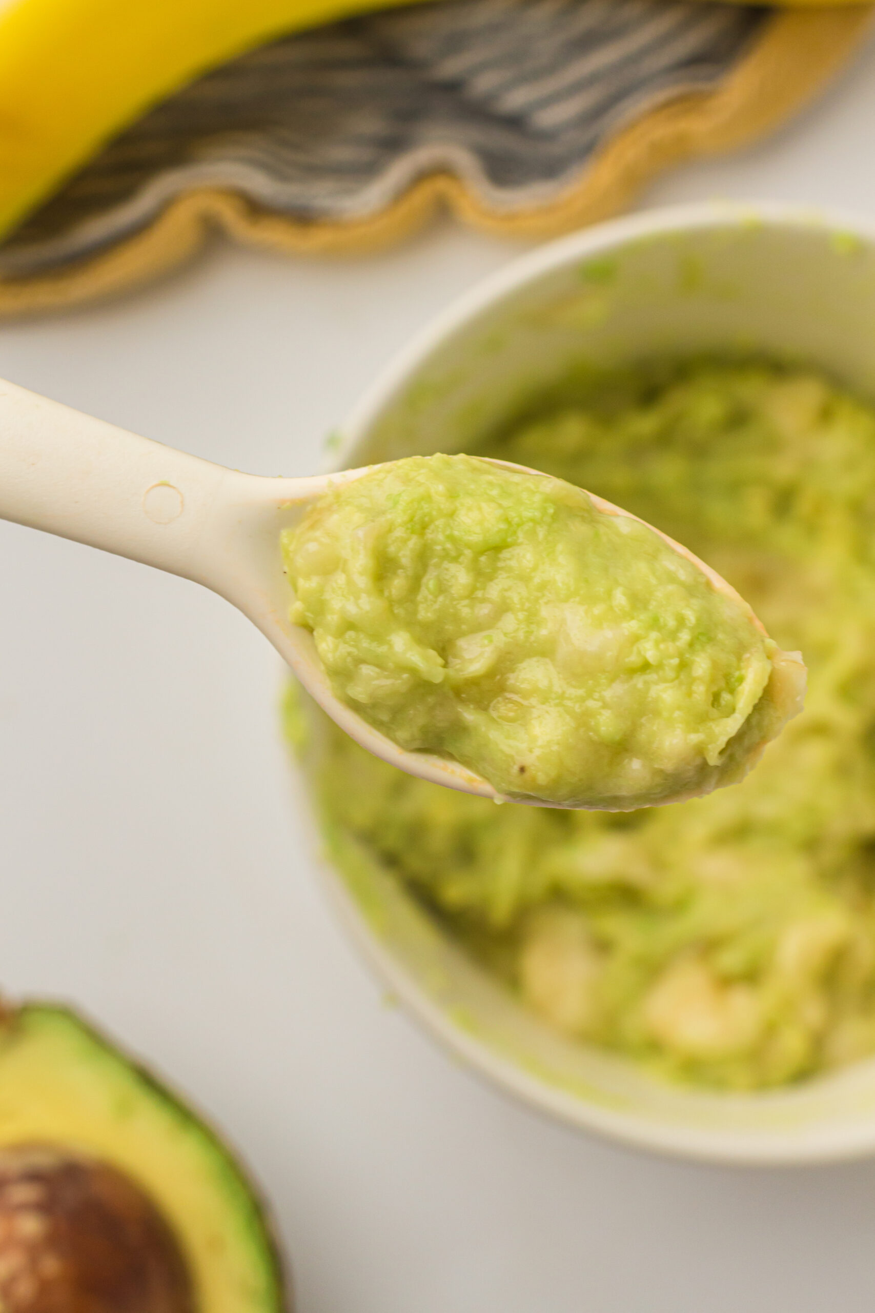 Creamy Avocado and Banana Puree: A Nutrient-Packed Blend for Your Baby