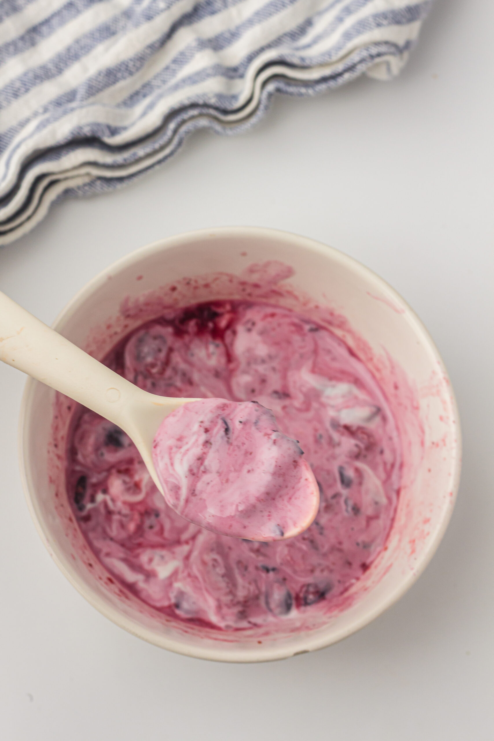 Yogurt and Berries for Babies and Toddlers: A Quick Snack or Breakfast