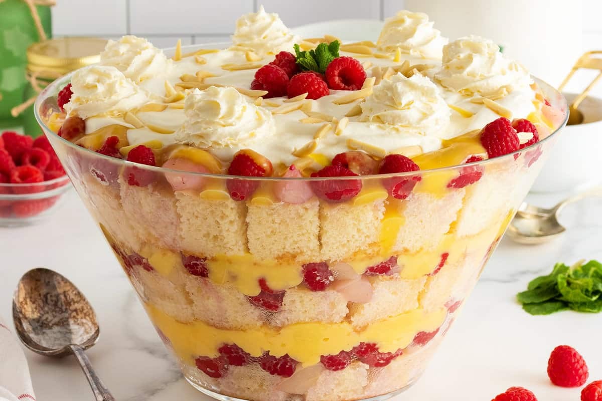 English Christmas Trifle